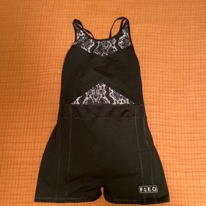 FLEO Singlet